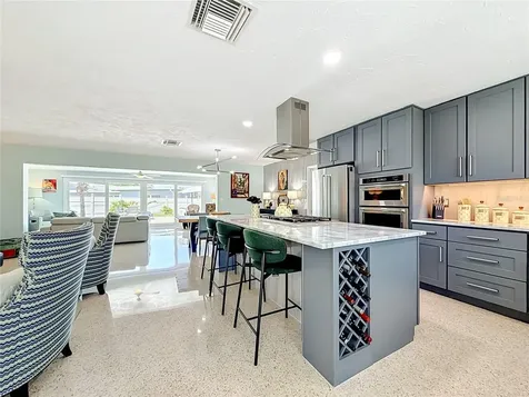 5083 41st Street S St Petersburg FL 33711