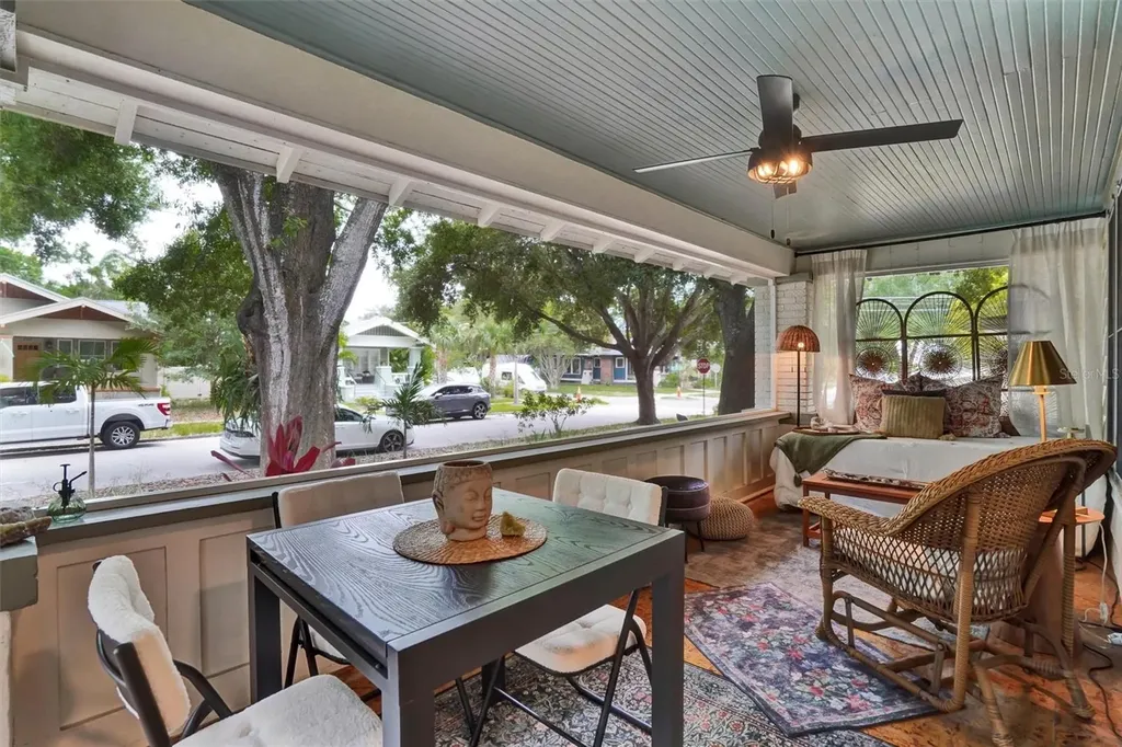 2955 4th Avenue N St Petersburg FL 33713