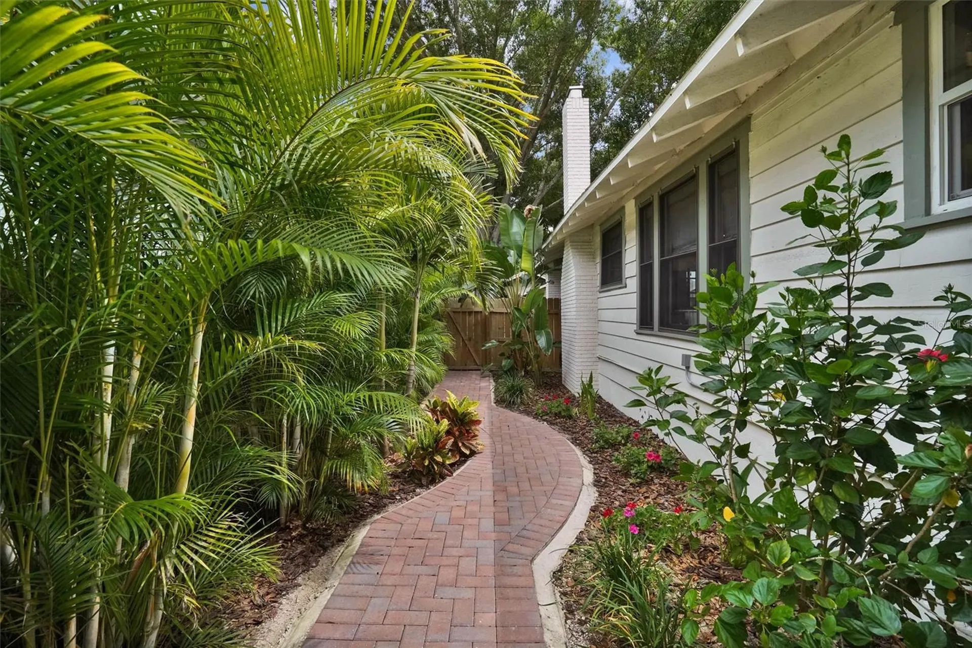 2955 4th Avenue N St Petersburg FL 33713