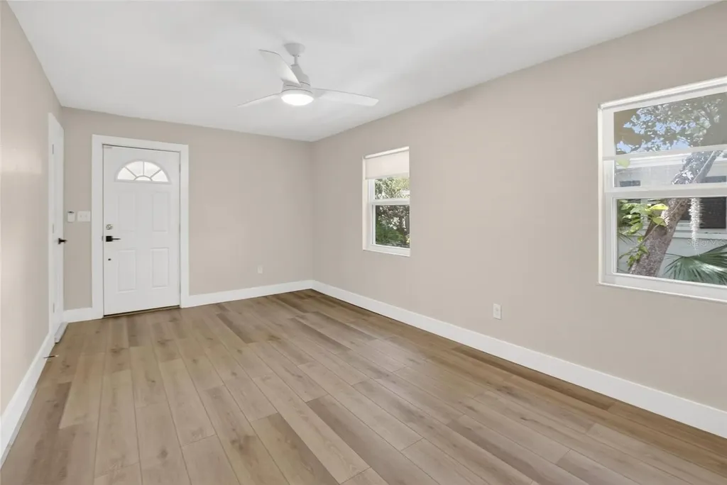 5326 S Russell Street Tampa FL 33611