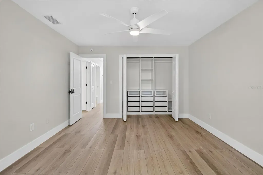 5326 S Russell Street Tampa FL 33611