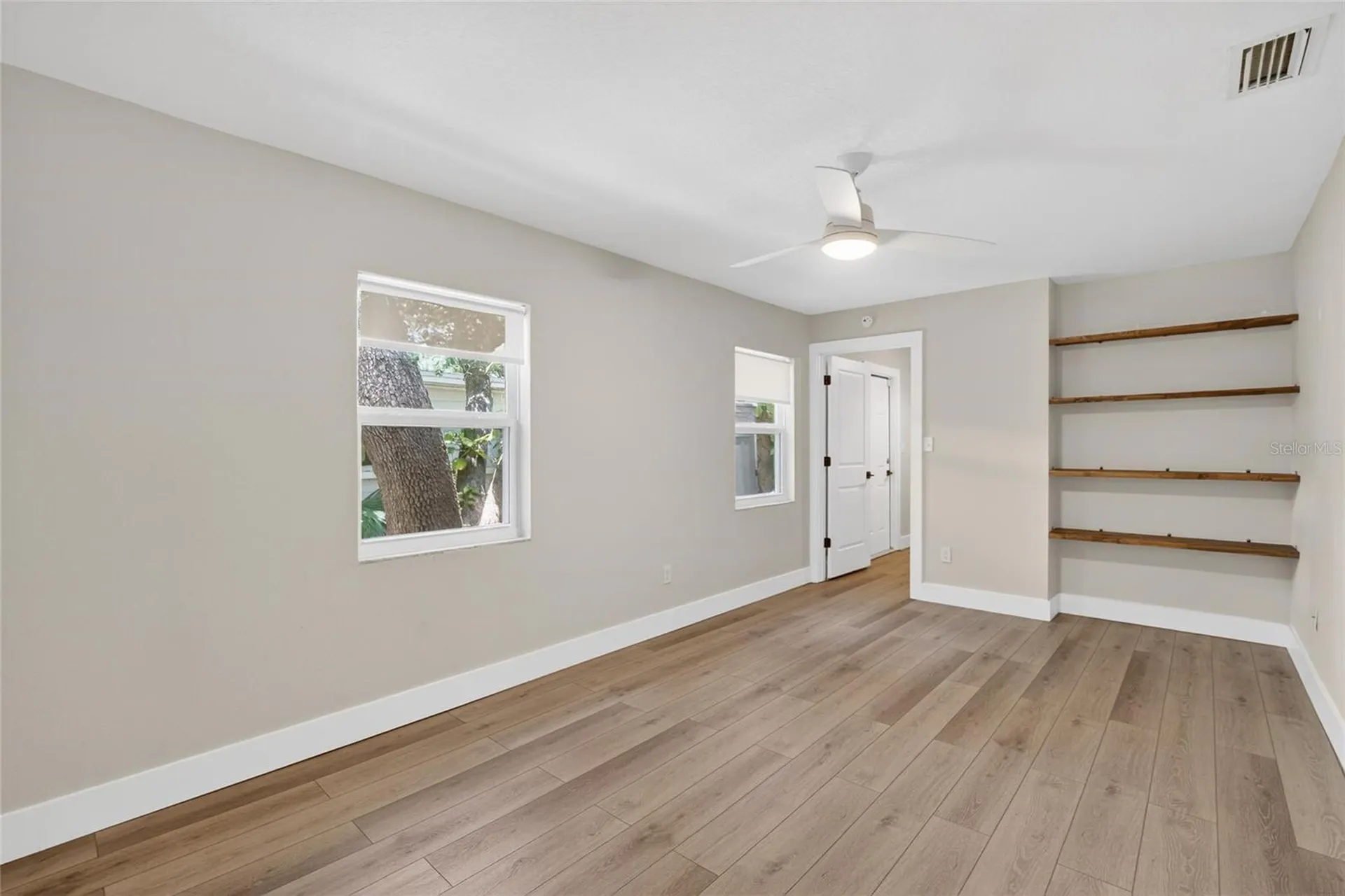 5326 S Russell Street Tampa FL 33611