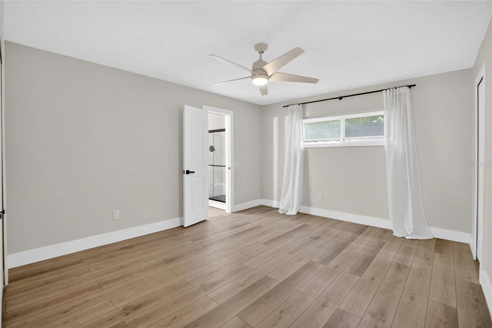 5326 S Russell Street Tampa FL 33611