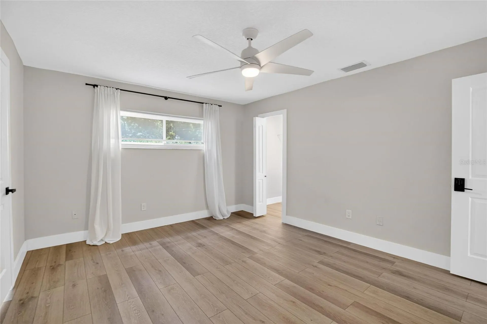 5326 S Russell Street Tampa FL 33611