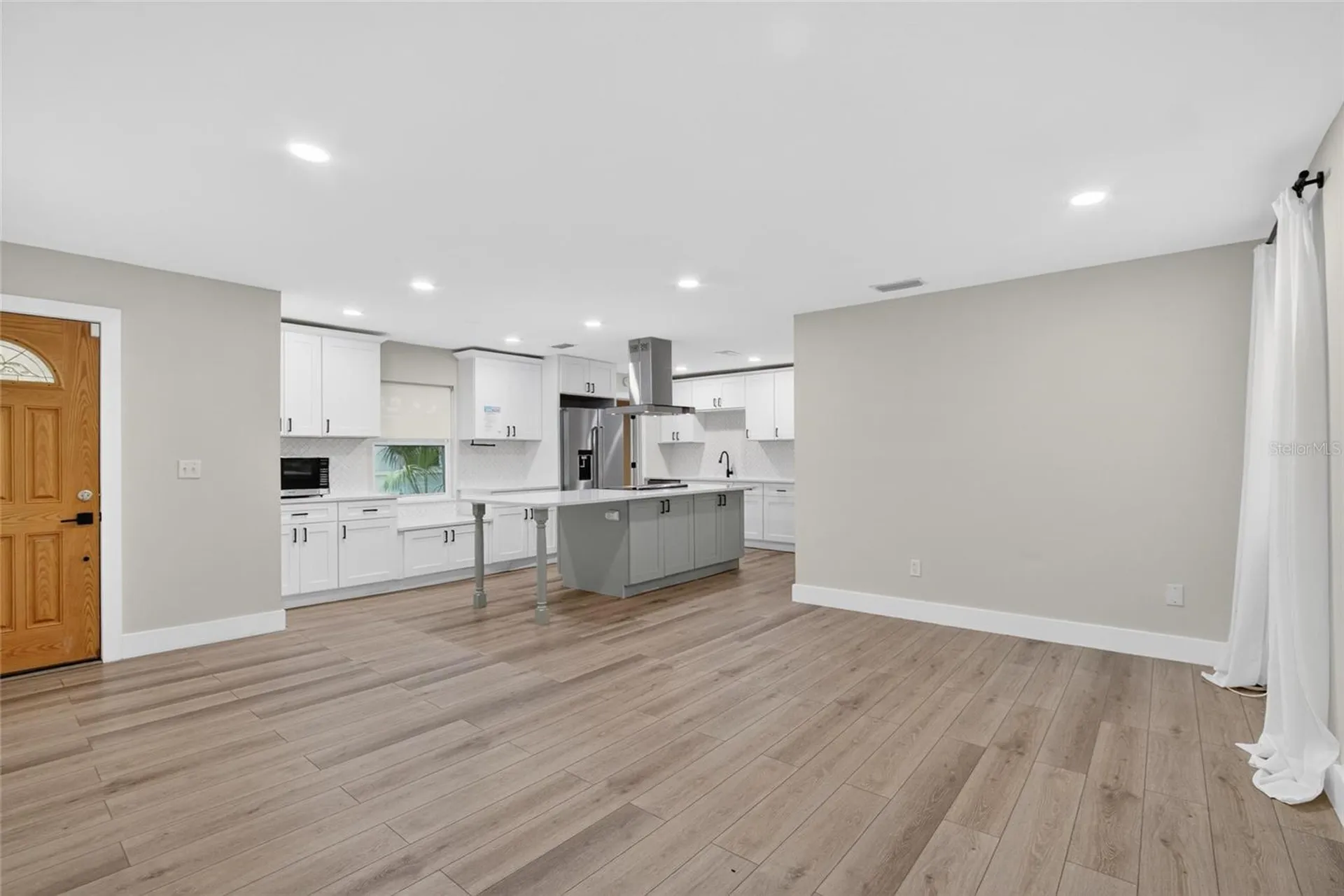 5326 S Russell Street Tampa FL 33611