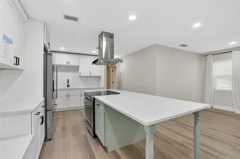 5326 S Russell Street Tampa FL 33611