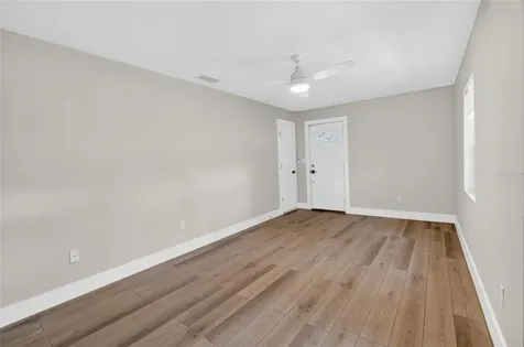 5326 S Russell Street Tampa FL 33611
