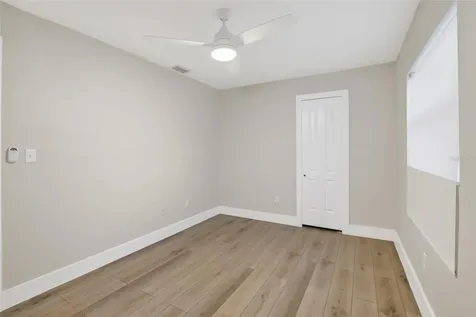 5326 S Russell Street Tampa FL 33611