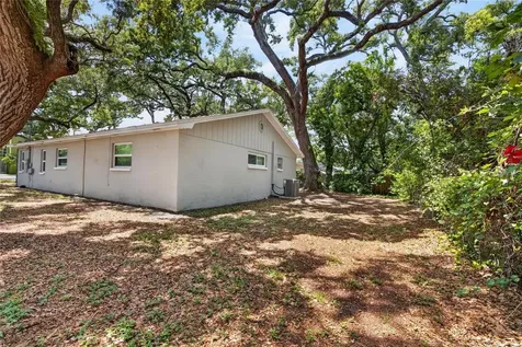 5326 S Russell Street Tampa FL 33611