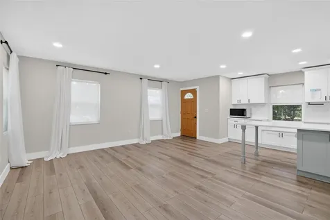 5326 S Russell Street Tampa FL 33611