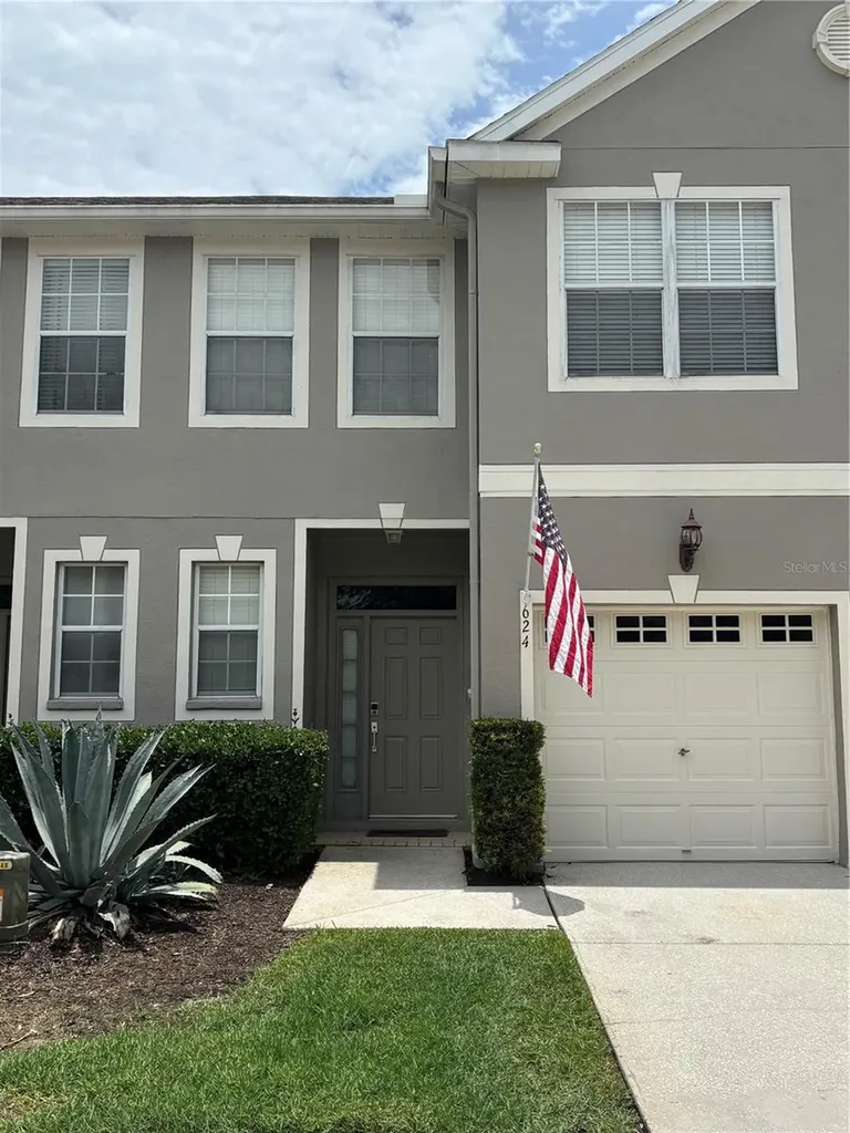 624 Black Lion Drive NE St Petersburg FL 33716