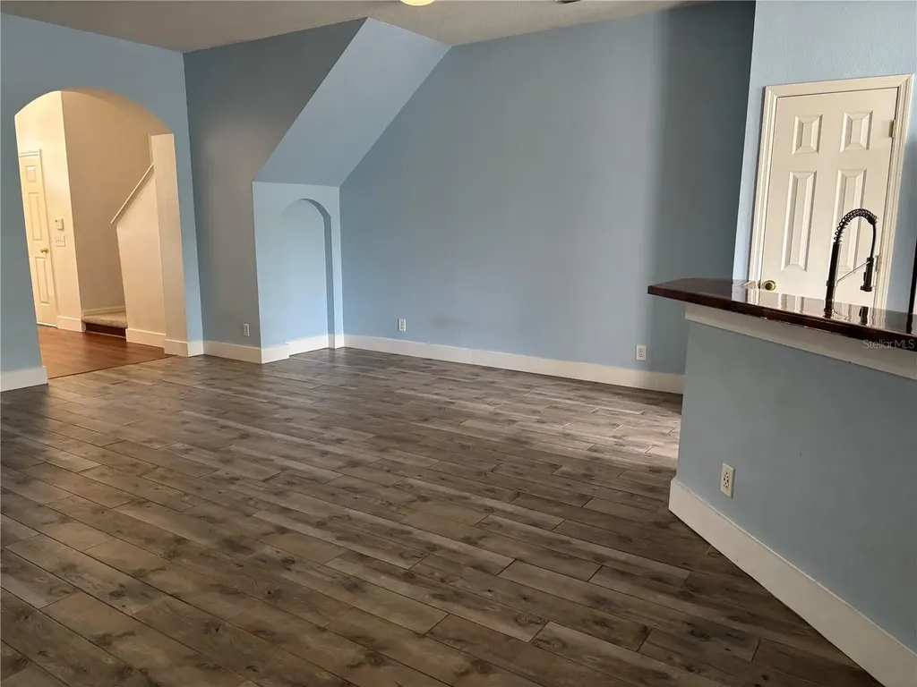 624 Black Lion Drive NE St Petersburg FL 33716
