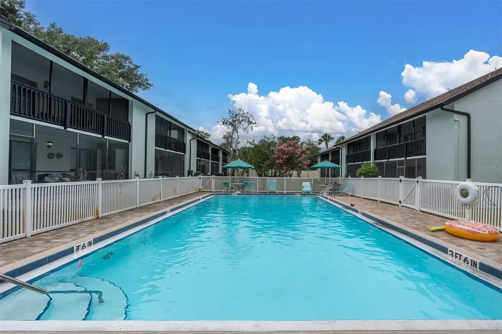 9809 Lombard Court Tampa FL 33618