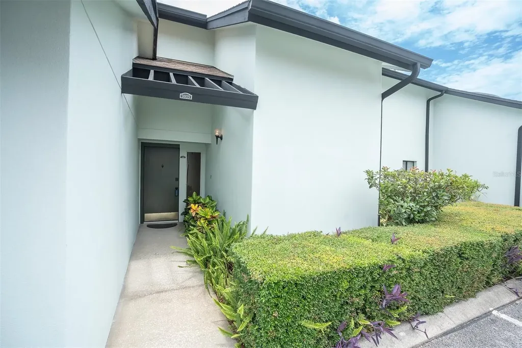 9809 Lombard Court Tampa FL 33618