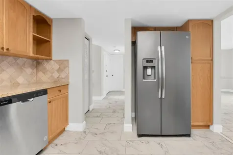 9809 Lombard Court Tampa FL 33618
