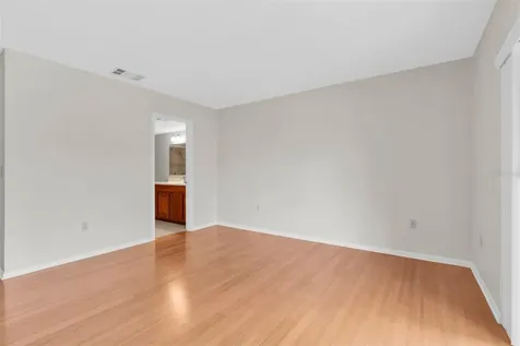 9809 Lombard Court Tampa FL 33618