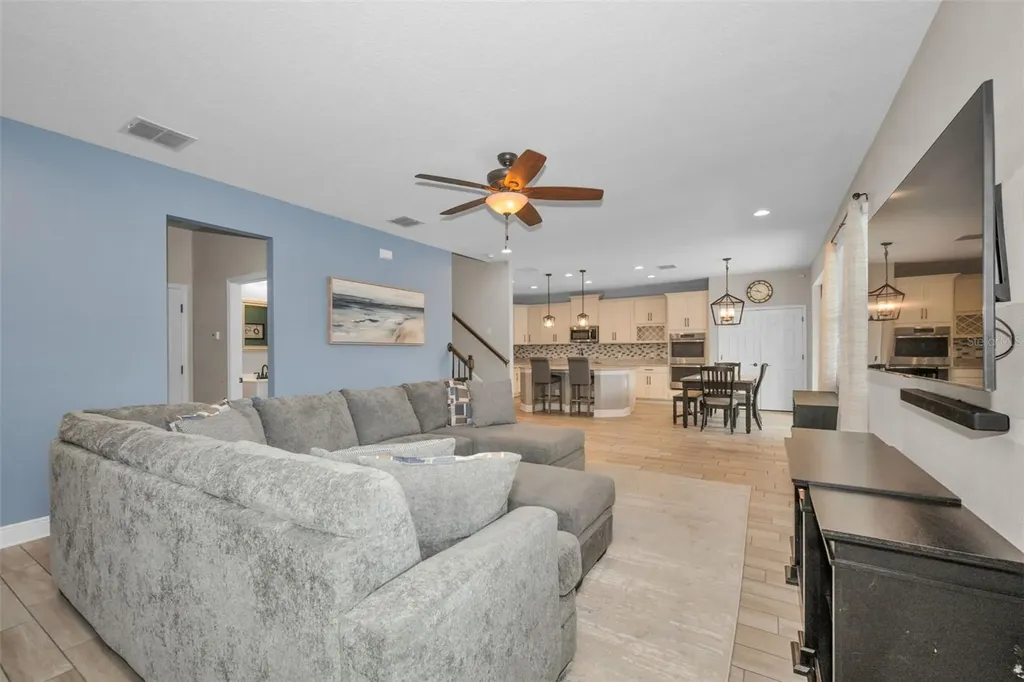 10764 Pleasant Knoll Drive Tampa FL 33647
