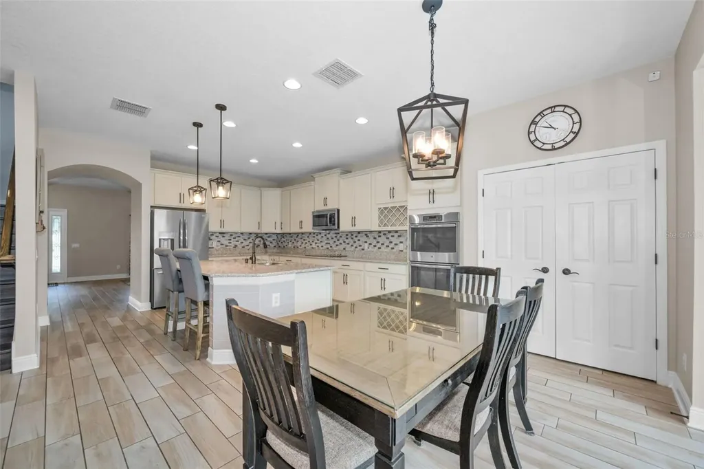 10764 Pleasant Knoll Drive Tampa FL 33647