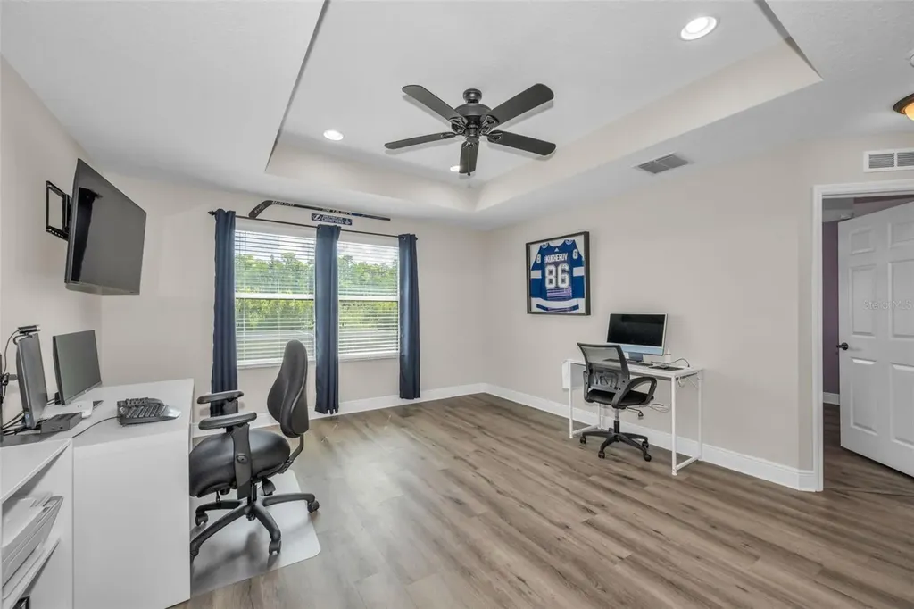 10764 Pleasant Knoll Drive Tampa FL 33647