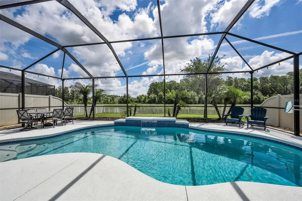10764 Pleasant Knoll Drive Tampa FL 33647