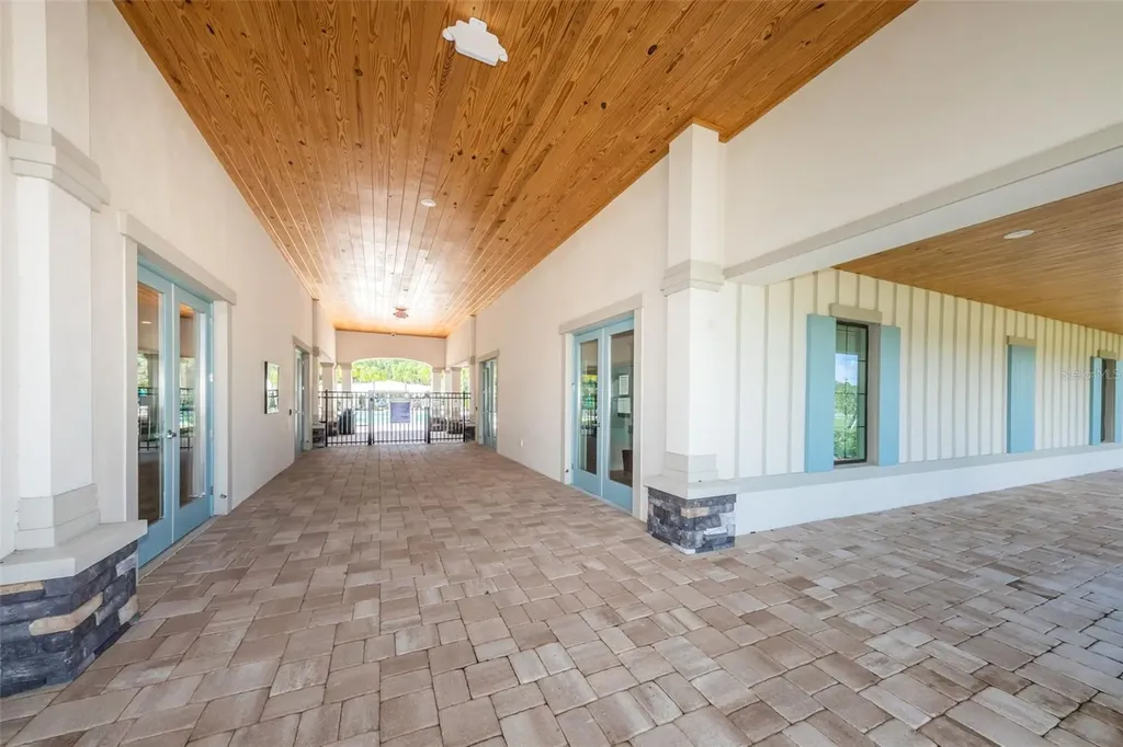 10764 Pleasant Knoll Drive Tampa FL 33647