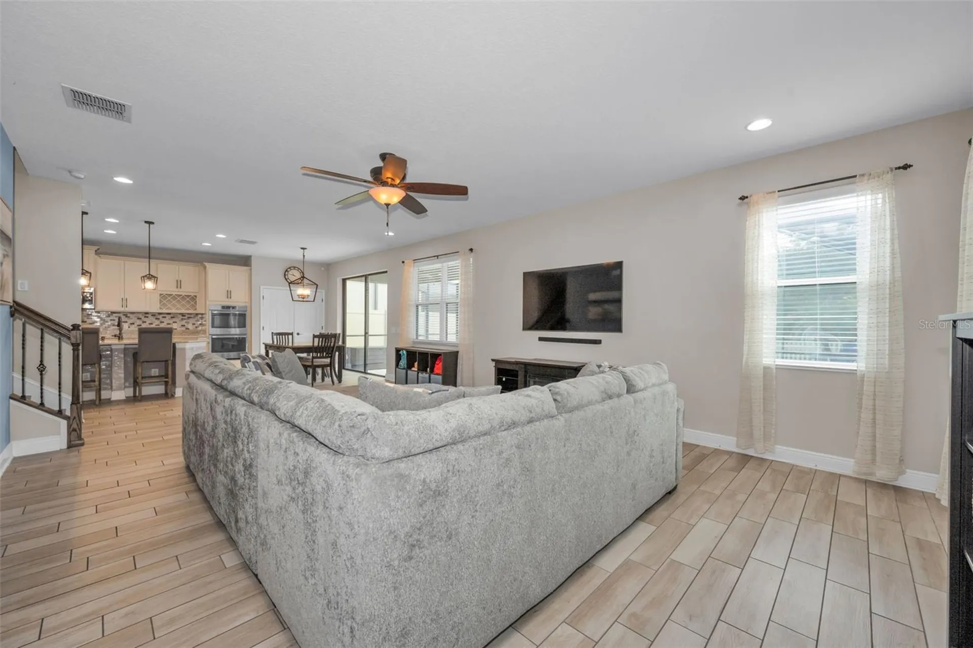 10764 Pleasant Knoll Drive Tampa FL 33647