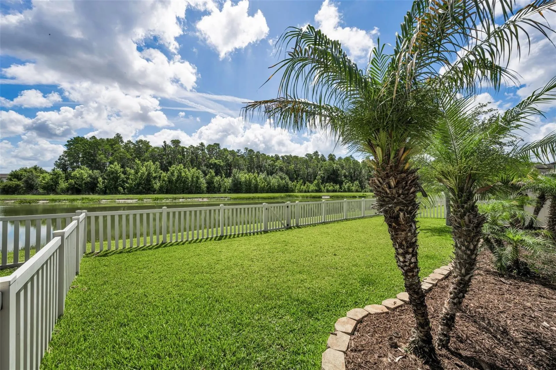 10764 Pleasant Knoll Drive Tampa FL 33647