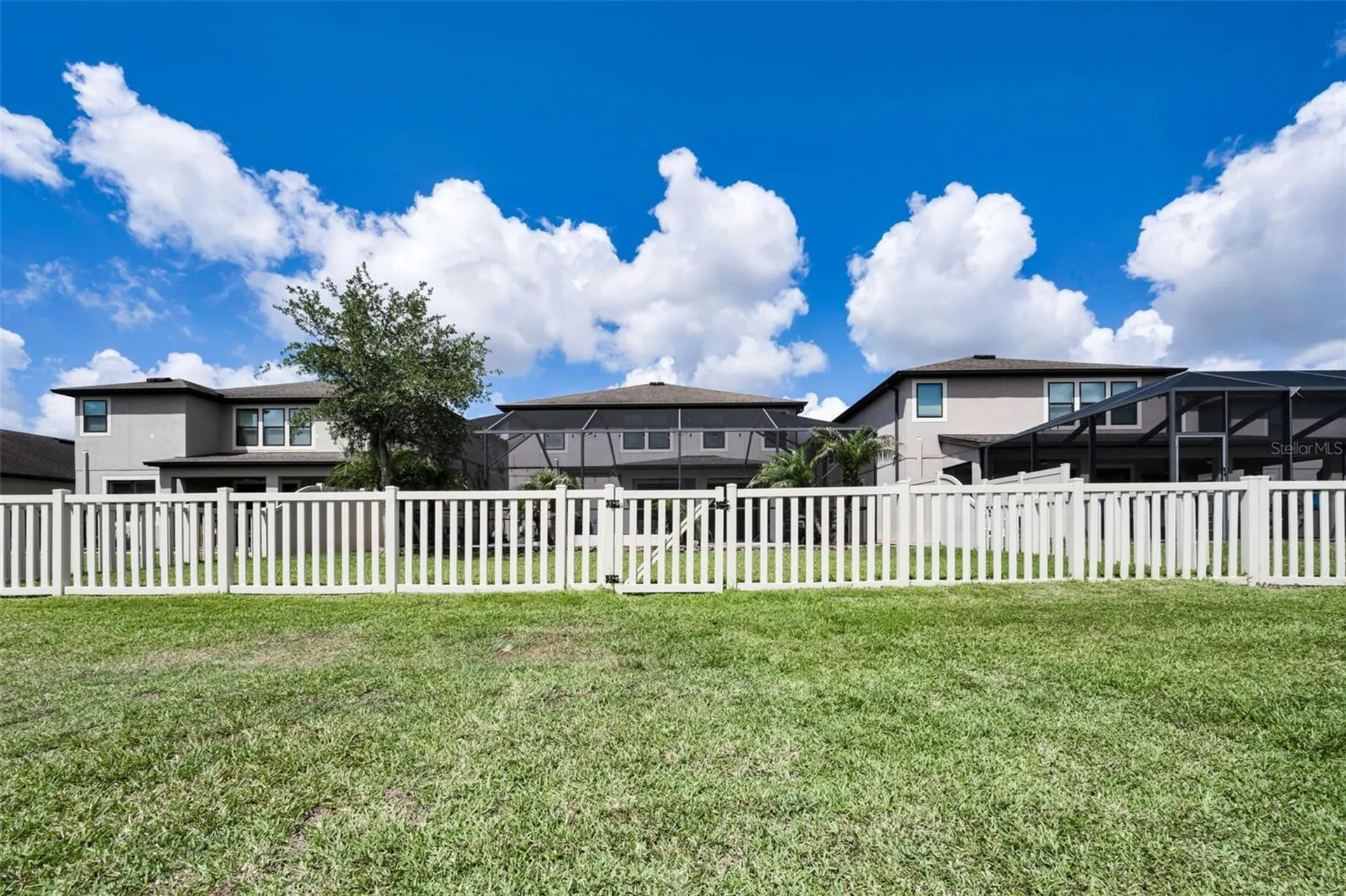 10764 Pleasant Knoll Drive Tampa FL 33647