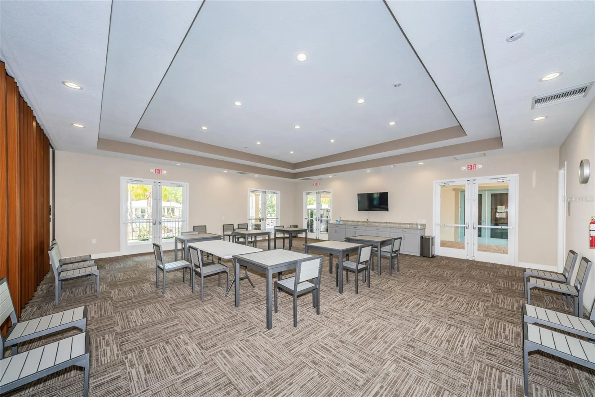 10764 Pleasant Knoll Drive Tampa FL 33647