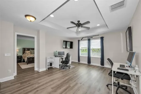 10764 Pleasant Knoll Drive Tampa FL 33647