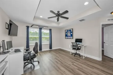 10764 Pleasant Knoll Drive Tampa FL 33647