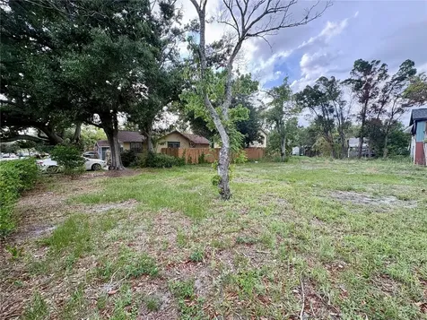 3501 17th Avenue S St Petersburg FL 33711