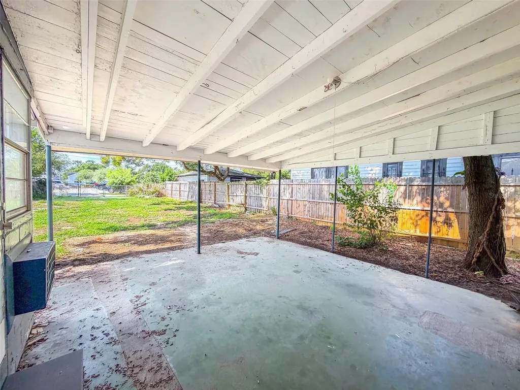 106 Avenue D SW Winter Haven FL 33880