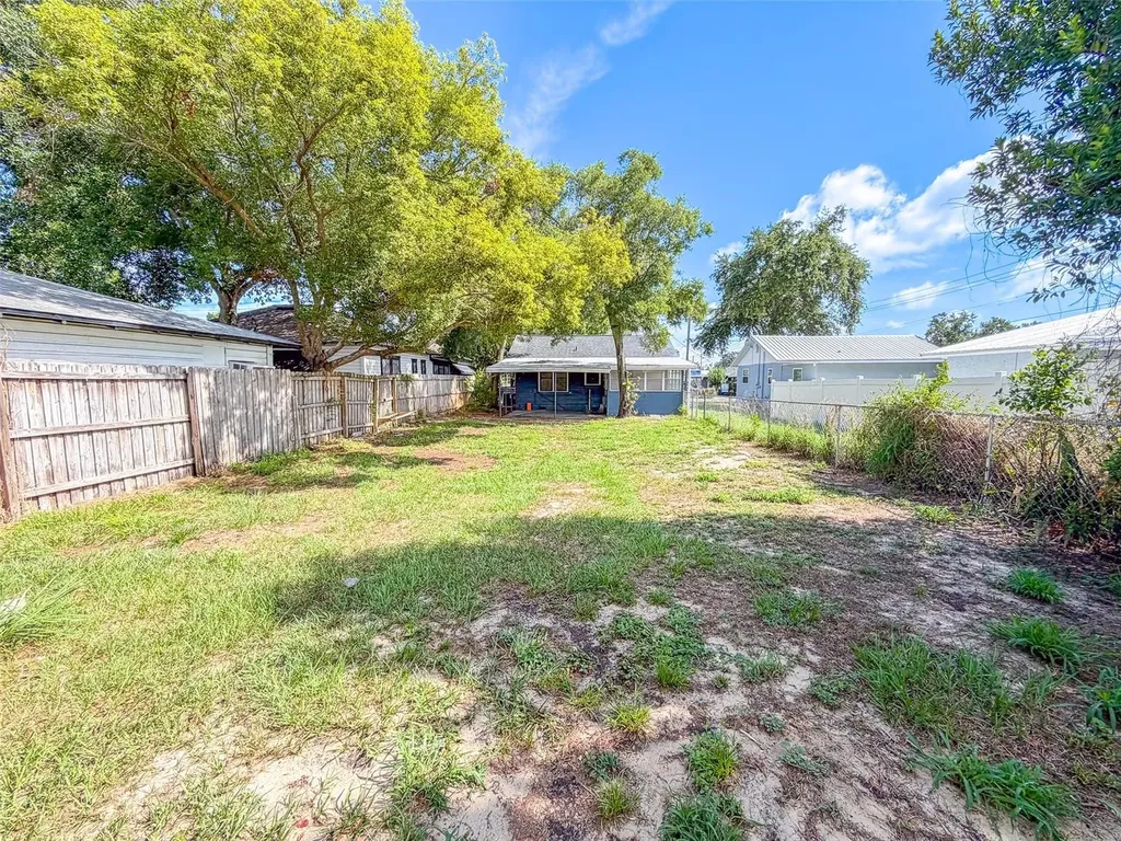 106 Avenue D SW Winter Haven FL 33880