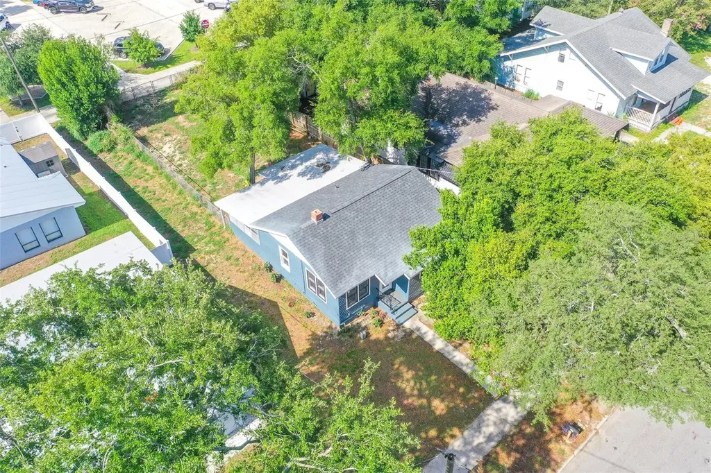 106 Avenue D SW Winter Haven FL 33880