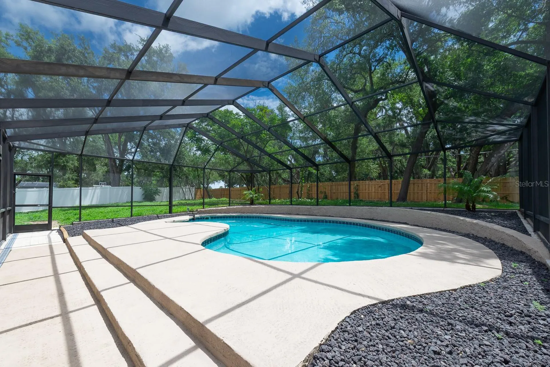 501 Hillpine Way Brandon FL 33510