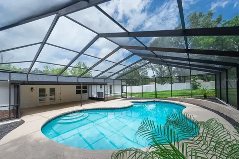 501 Hillpine Way Brandon FL 33510