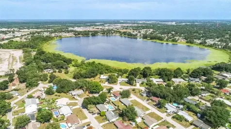 2420 Avenue A NW Winter Haven FL 33880
