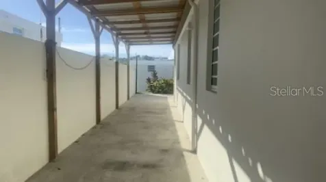 15 T Las Piedras PR 00771