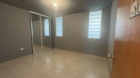 15 T Las Piedras PR 00771
