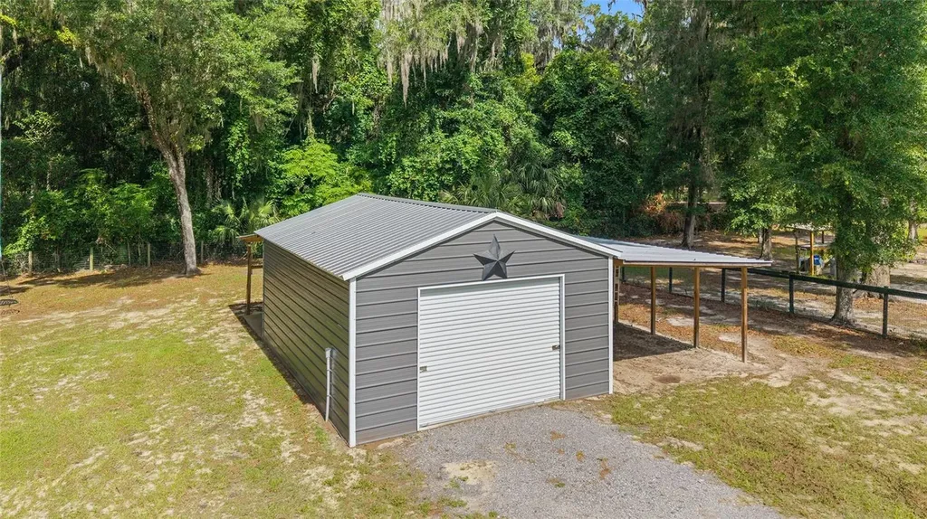 14366 NE 42nd Terrace Anthony FL 32617