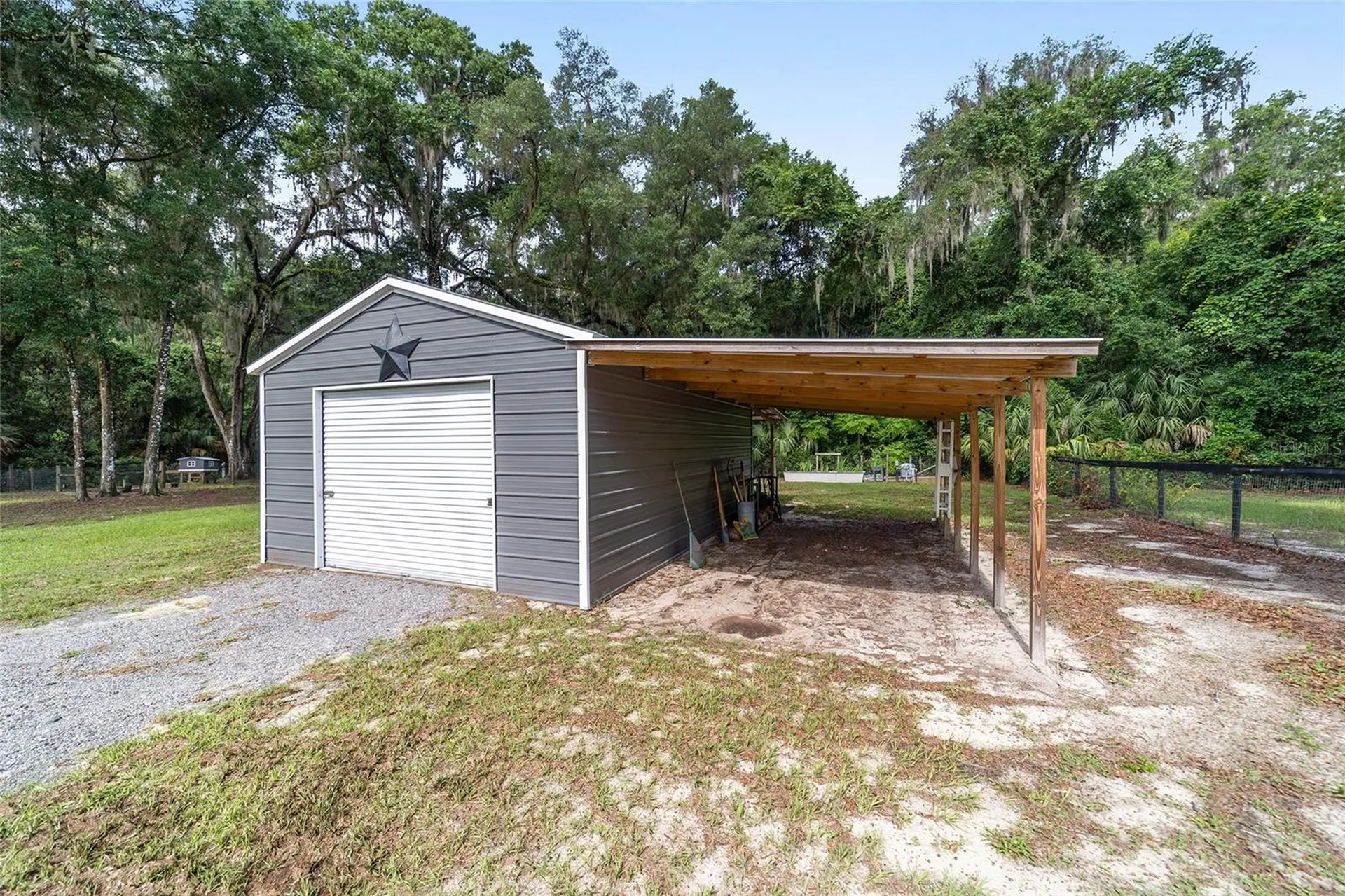 14366 NE 42nd Terrace Anthony FL 32617