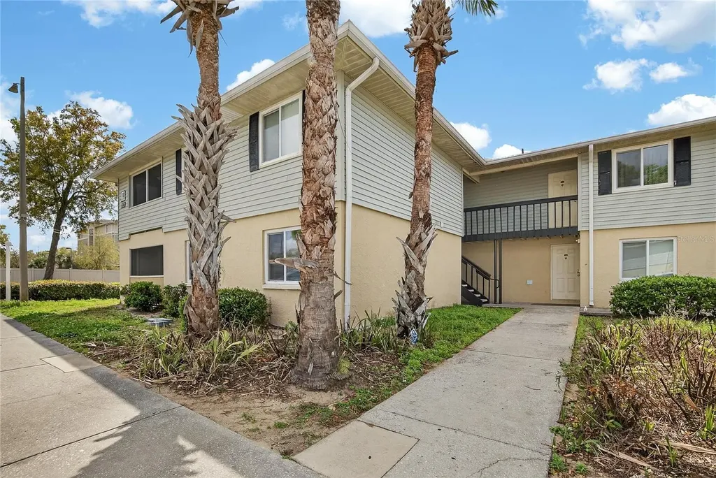 202 Red Maple Place Brandon FL 33510