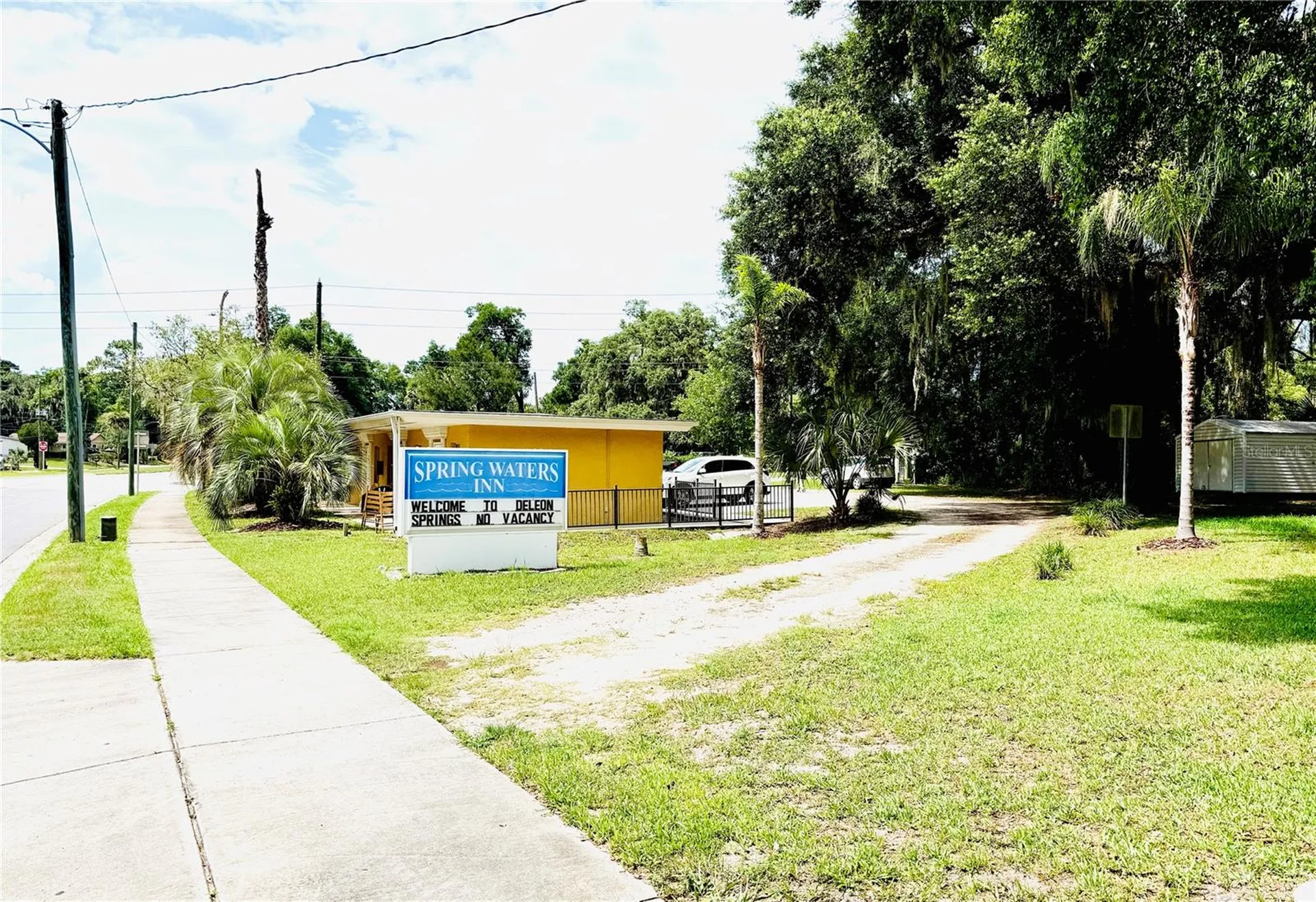 4851 Us Highway 17 Highway De Leon Springs FL 32130