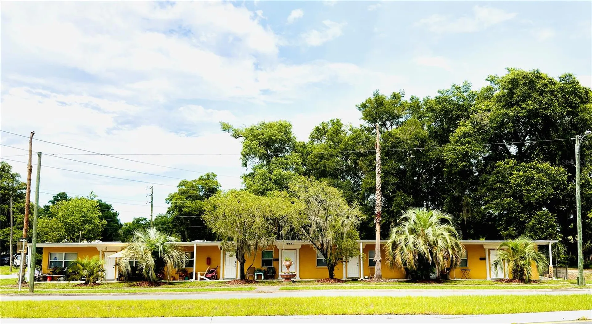 4851 Us Highway 17 Highway De Leon Springs FL 32130