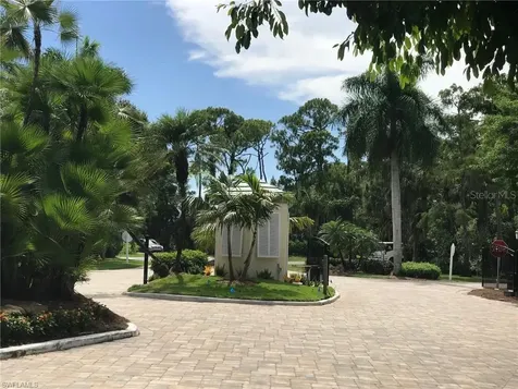 1645 Spoonbill Lane Naples FL 34105