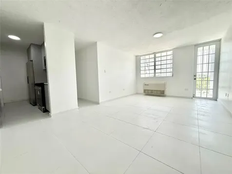 14 Ave.san Patricio Guaynabo PR 00968