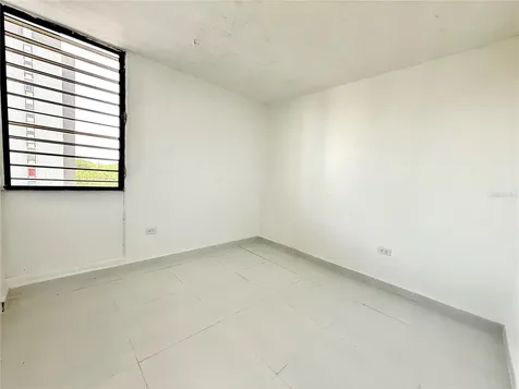 14 Ave.san Patricio Guaynabo PR 00968