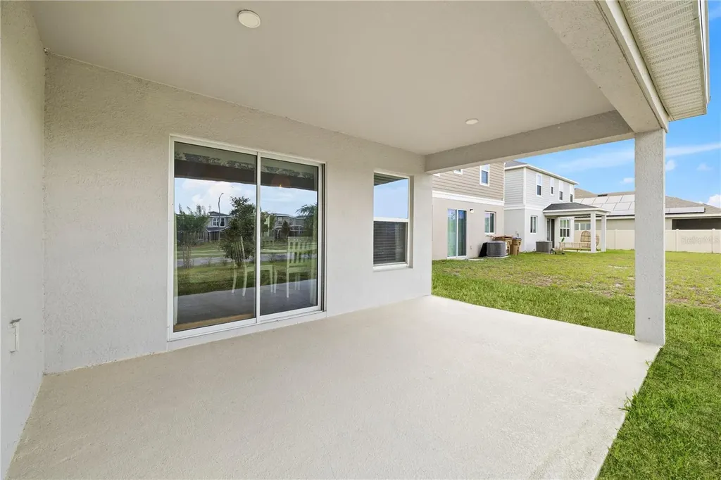 915 Overpool Avenue Davenport FL 33896