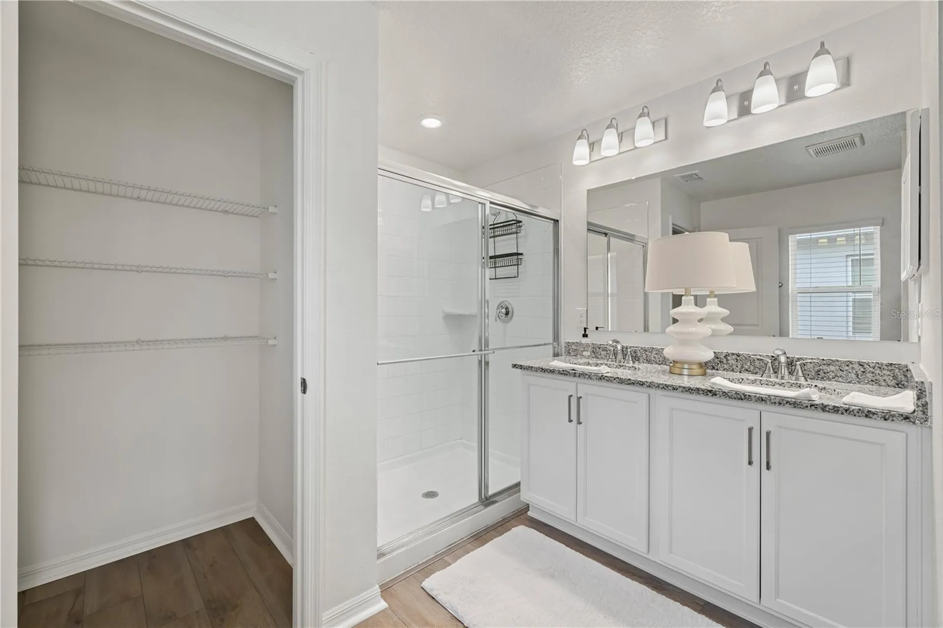 915 Overpool Avenue Davenport FL 33896